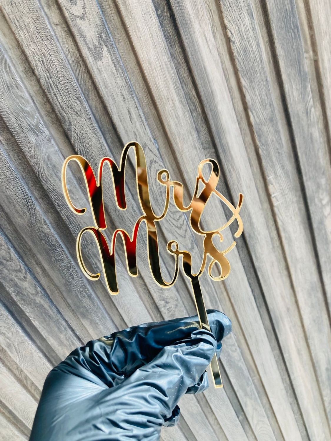 LSG Acrylic Mr &amp; Mrs Topper, Colour: Gold