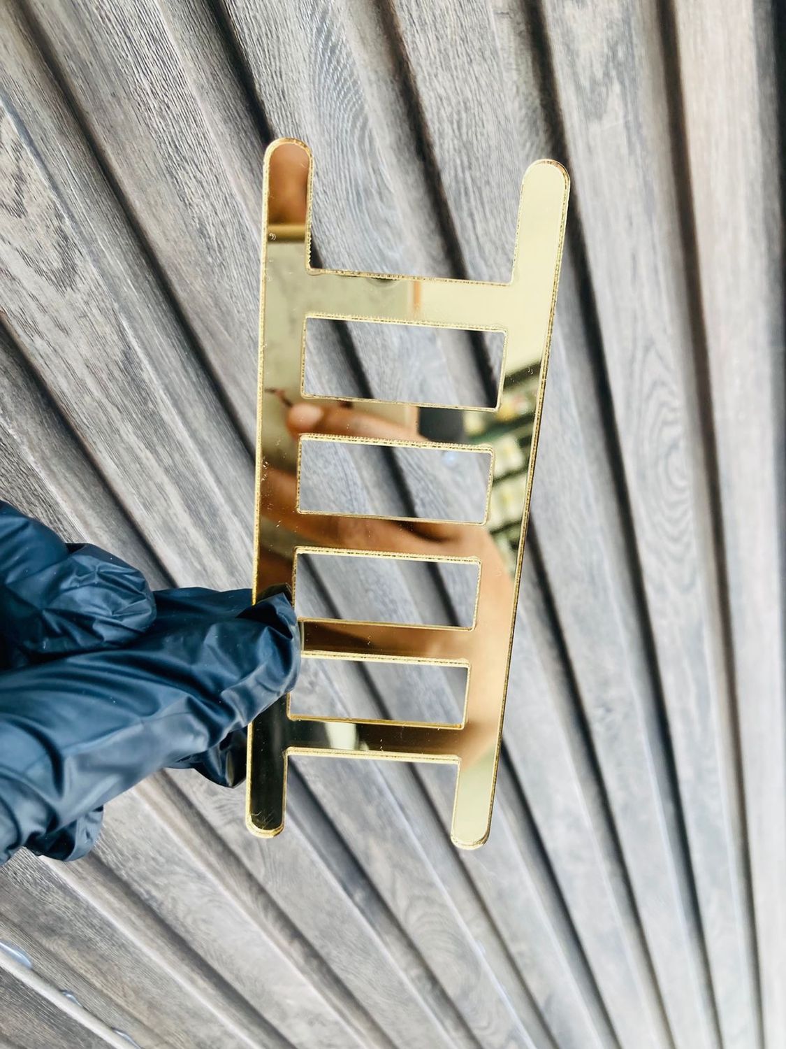 LSG Acrylic Ladder, Colour: Gold