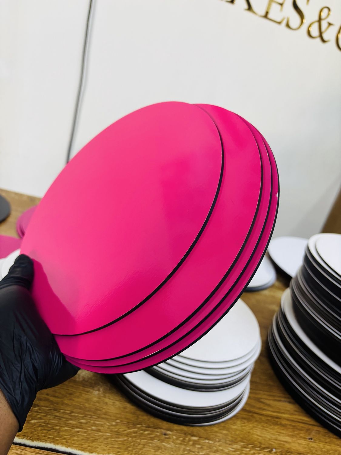 Masonite Board: Pink Round 10”