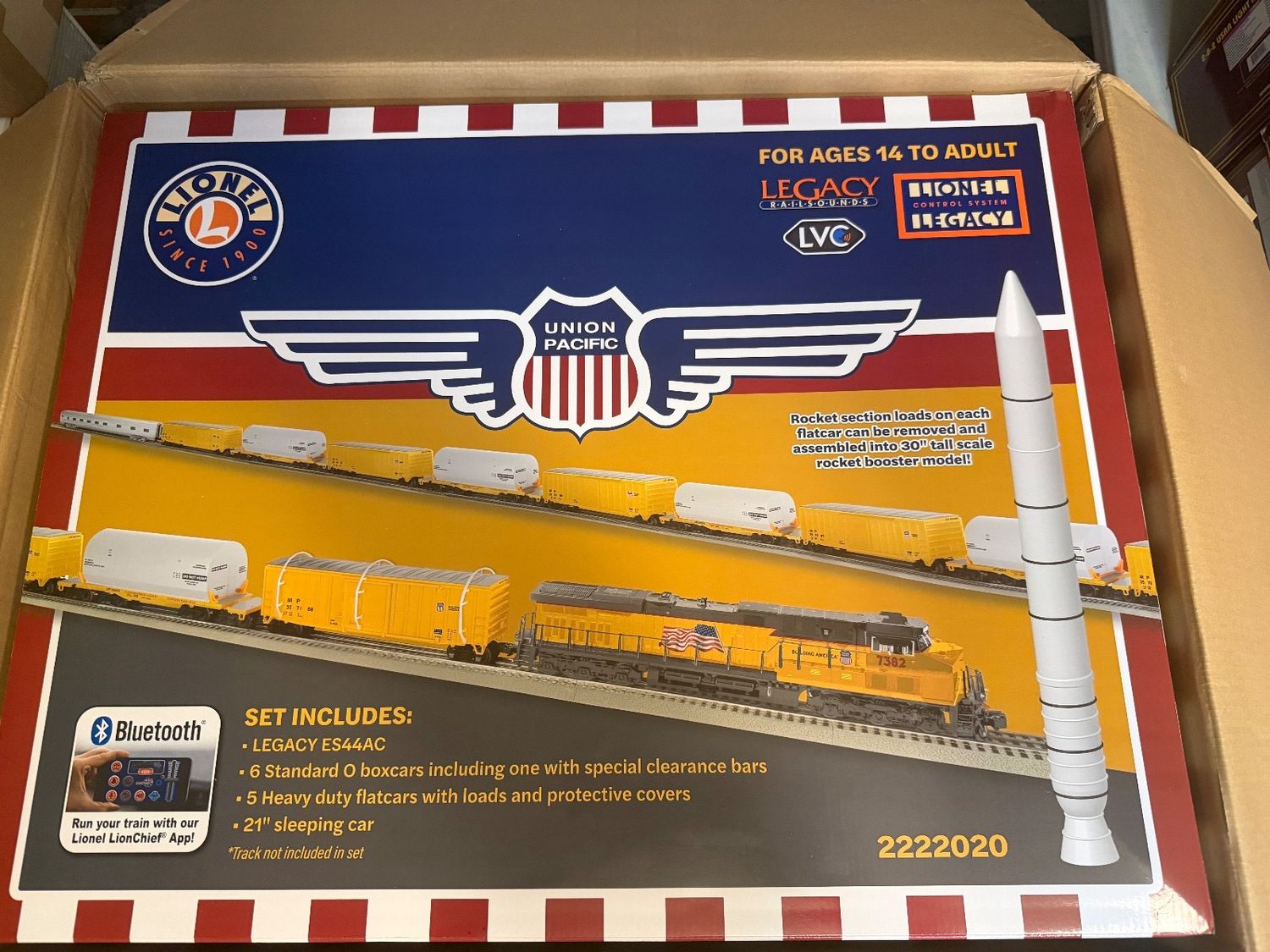 LIONEL 2222020 UNION PACIFIC ES44AC SOLID ROCKET BOOSTER SET