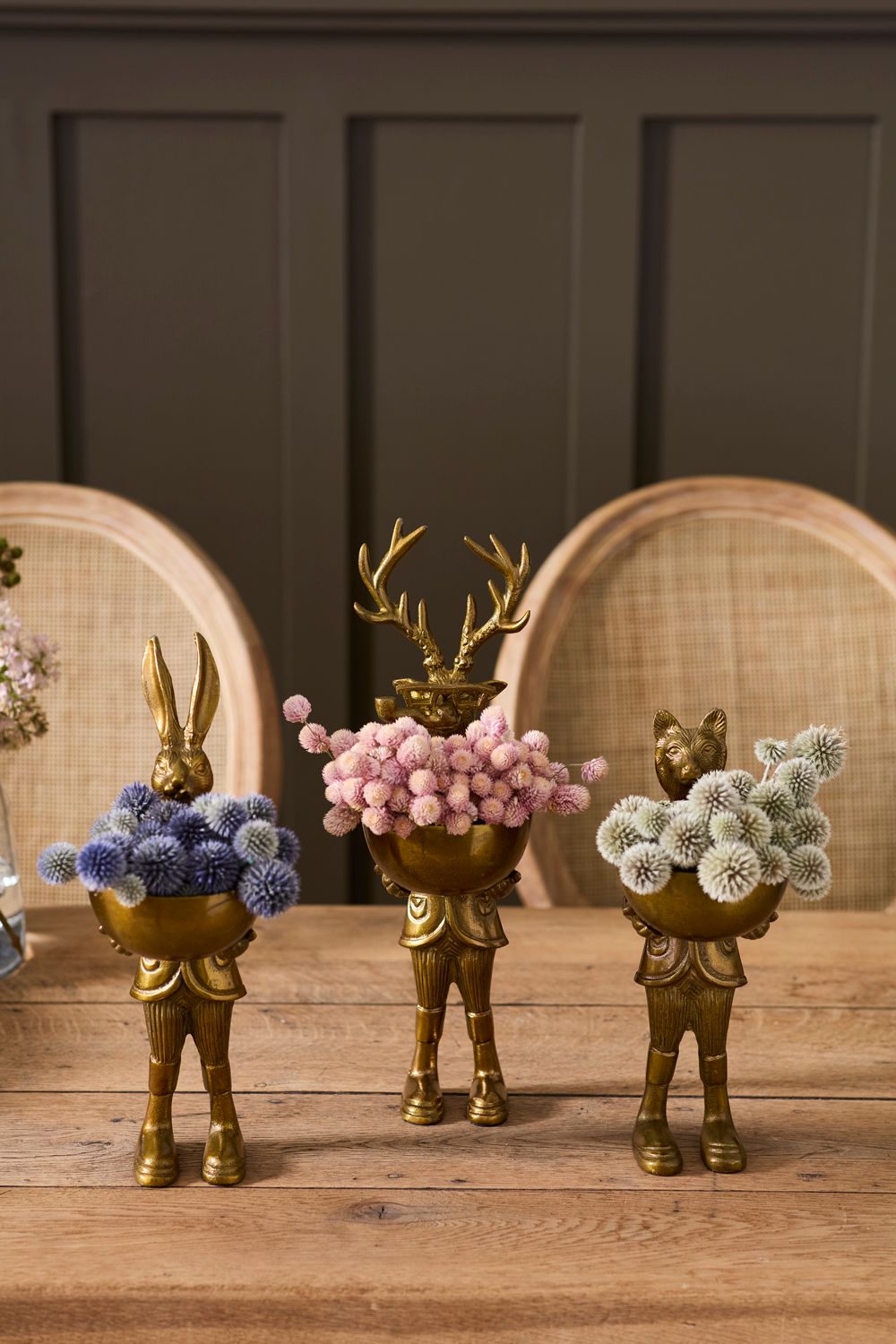 E+E Eric Rabbit Dish Stand