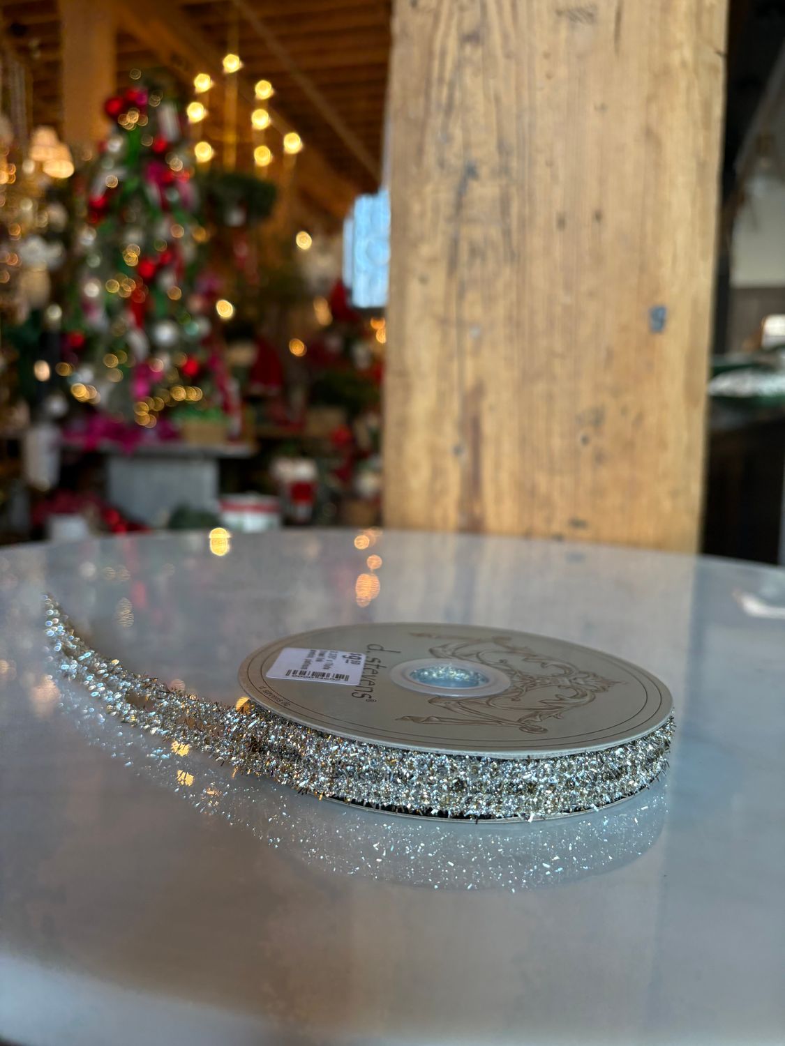 0.375" x 10yds tinsel link stretch, platinum