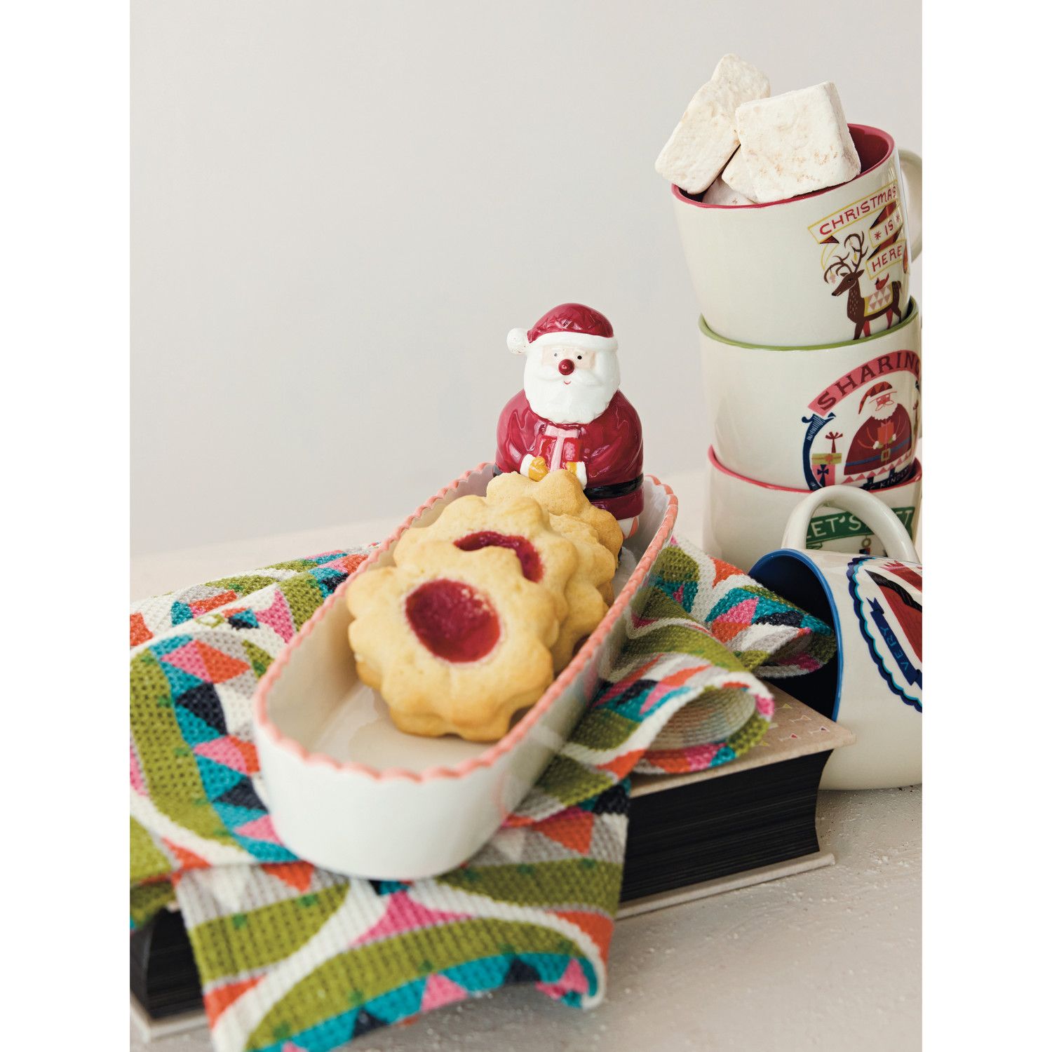 Ceramic Scalloped Cracker Dish with 3D Santa, Red, White &amp; Black