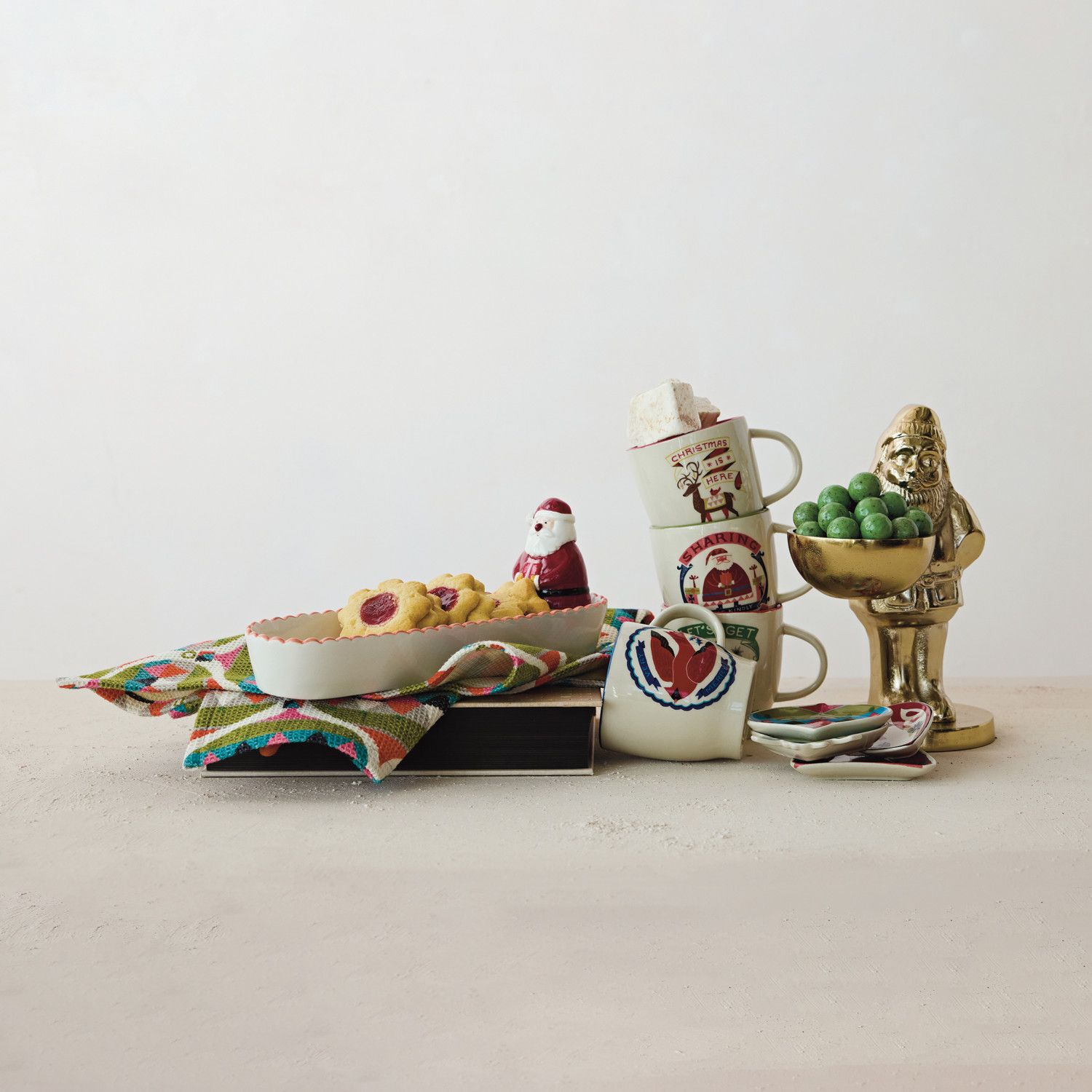 Ceramic Scalloped Cracker Dish with 3D Santa, Red, White &amp; Black