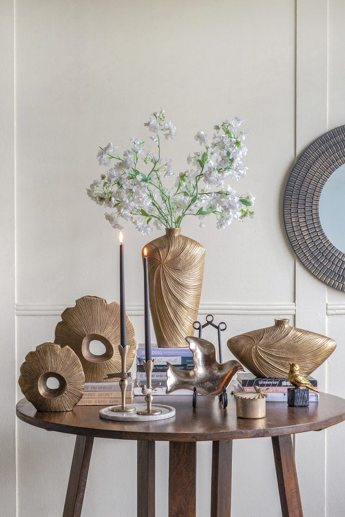10" Round Marble Tray with Natural Gray Finish