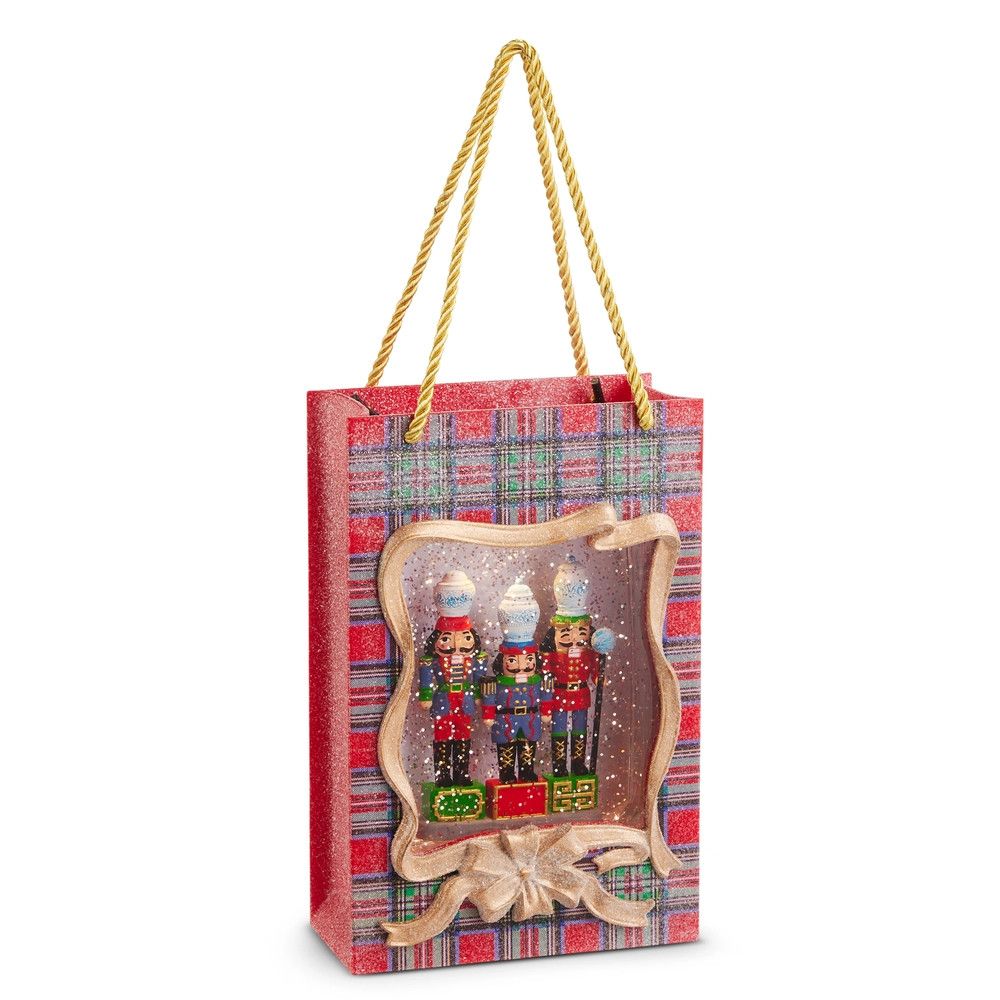 #54  Noble Nutcracker Lighted Water Present