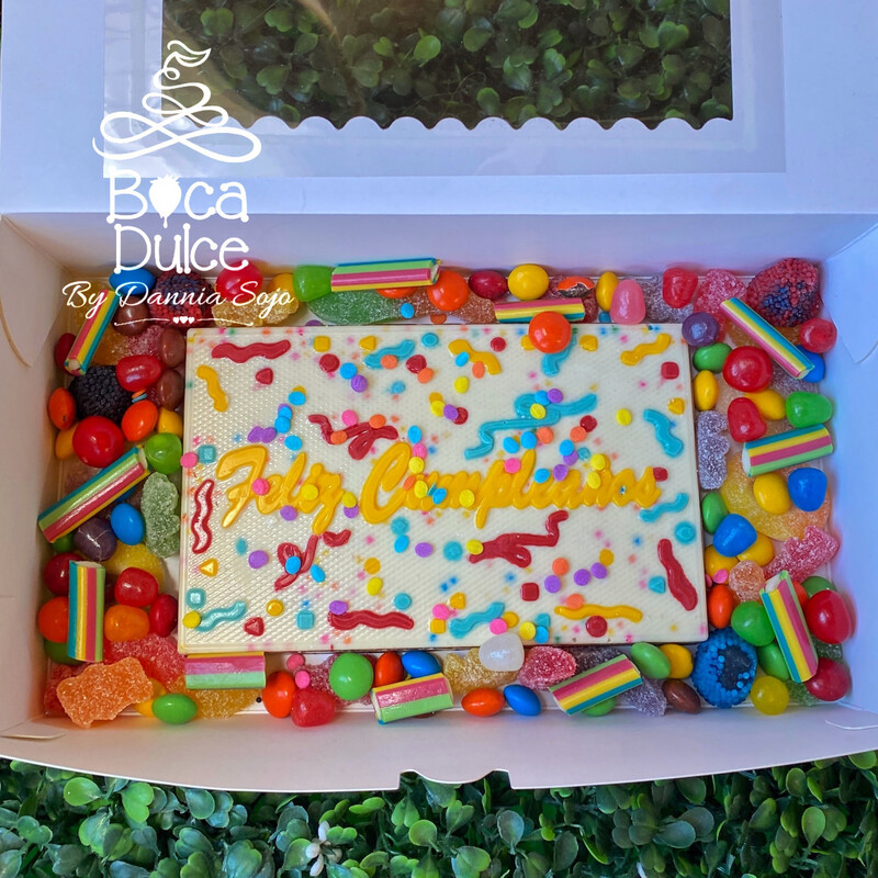 CELEBRITY SWEET BOX &quot;FELIZ CUMPLEAÑOS &quot; No.2
