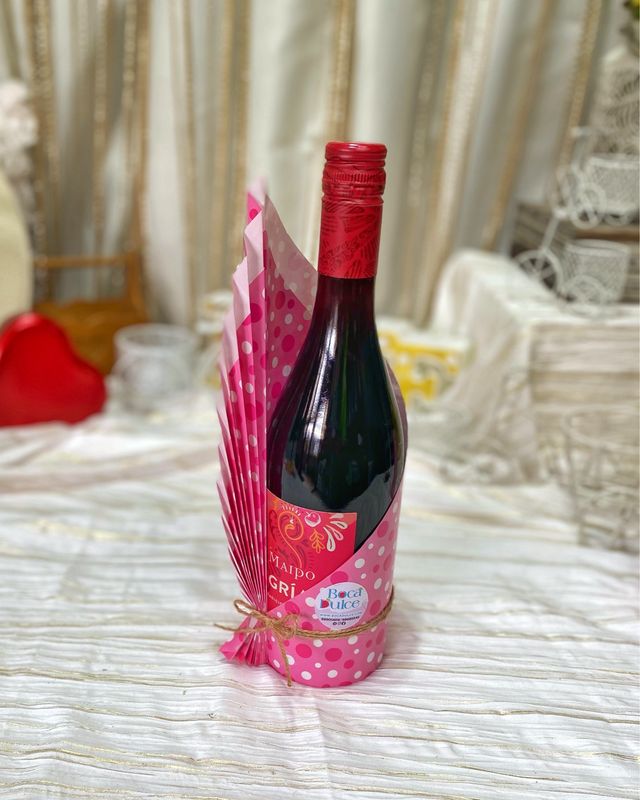 BOTELLA DE VINO DECORADA