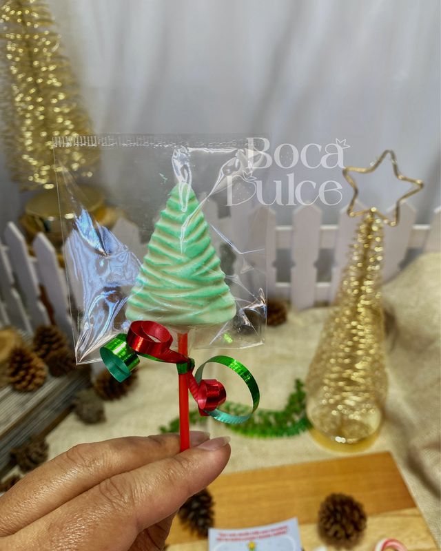 CHOCOLATE ARBOL PINO