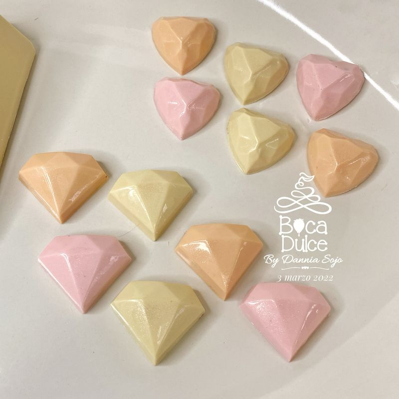 CHOCOLATES MINI DIAMANTES Y MINI CORAZÓN DIAMANTE
