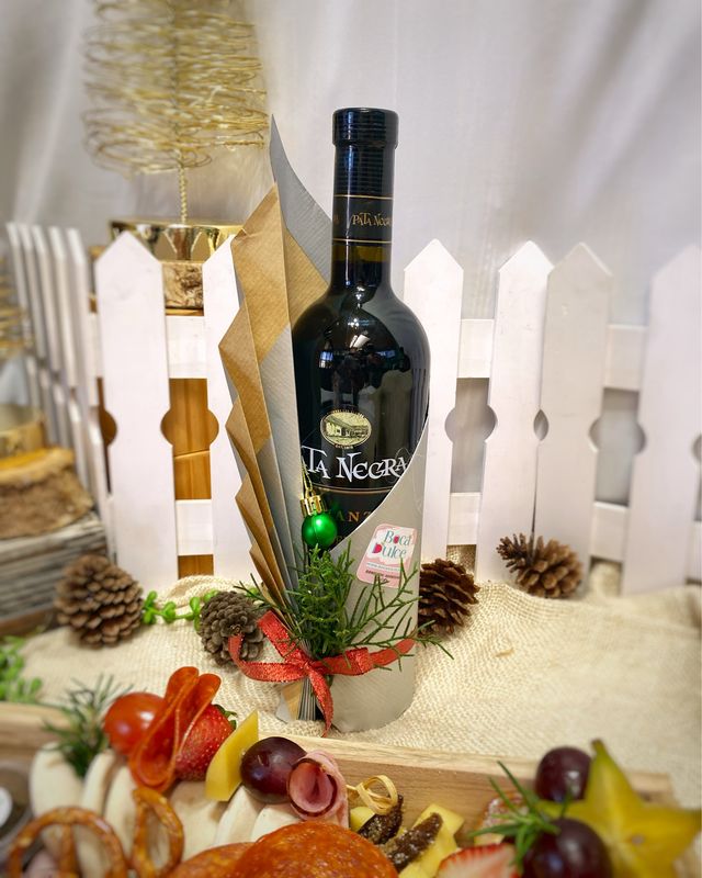 BOTELLA DE VINO DECORADA