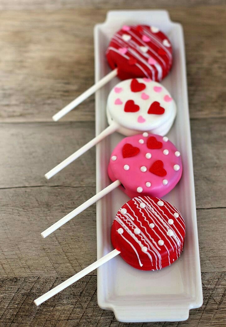 Oreo Pops GALLETAS OREO CUBIERTAS DE CHOCOLATE
