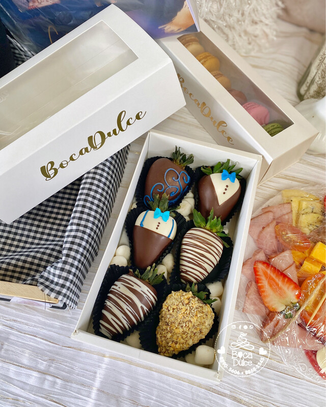 6 fresas en caja decoradas para hombre.