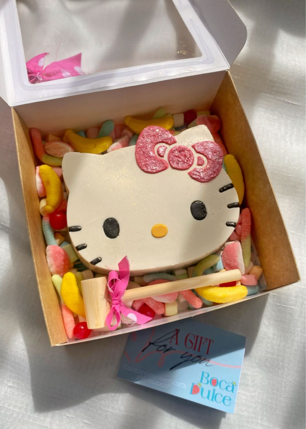 CHOCOLATE ROMPIBLE HELLO KITTY