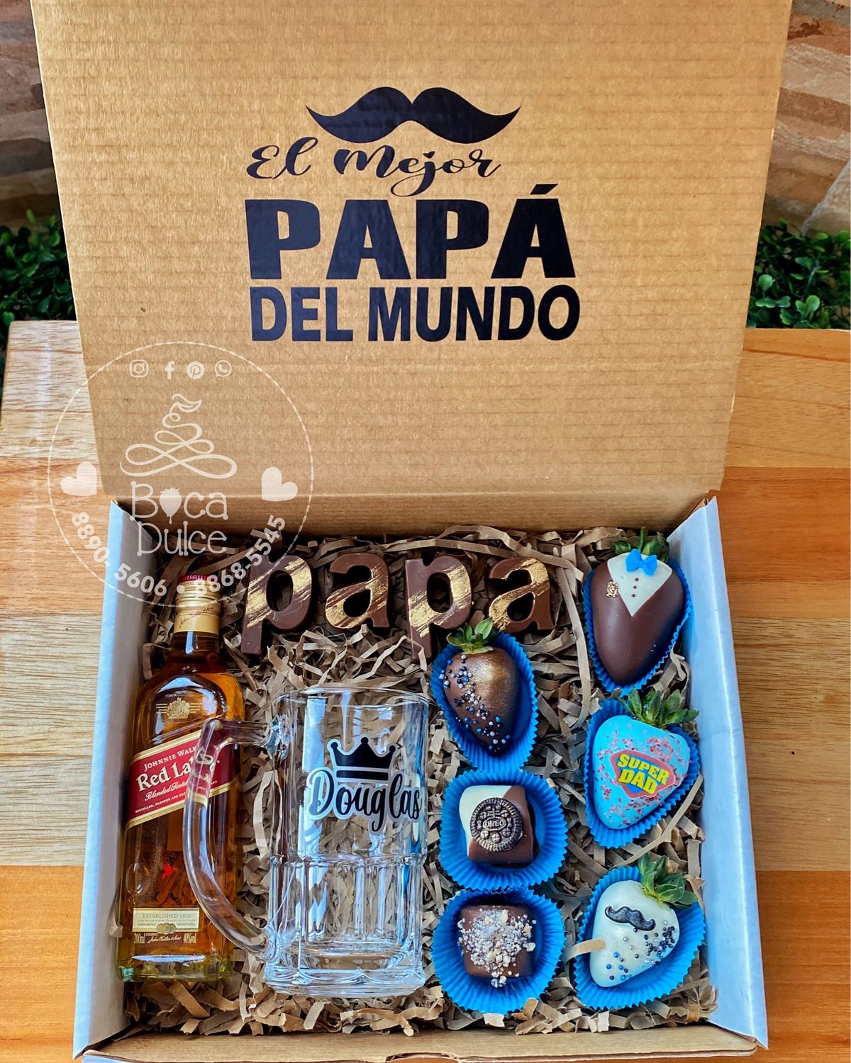 Caja Ámbar: Botella a Elegir y Fresas