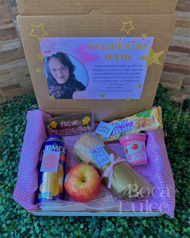 Brunch Box Gourmet – Caja de Brunch Completa con Yogurt