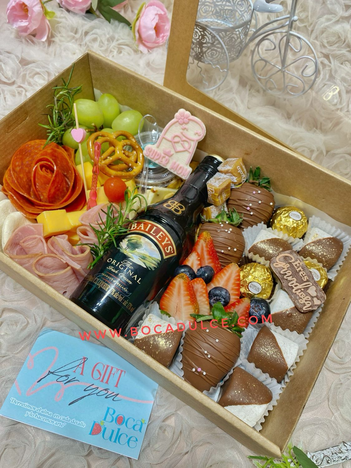 Caja Fusión Morpho: Charcutería, Postre y Baileys