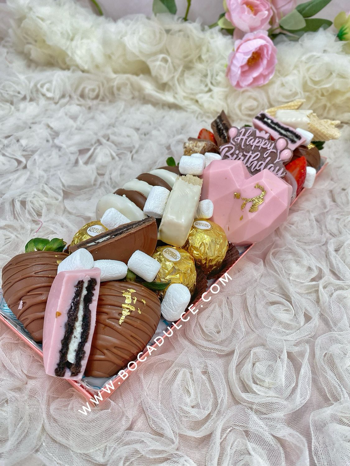 Caja Taylor: Fresas, Bombones y Macarons