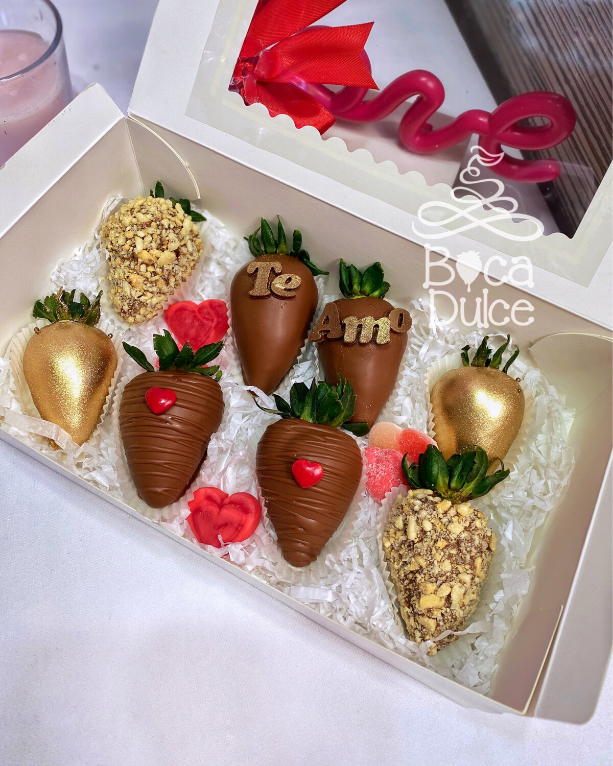 Caja Clasica : 8 Fresas decoradas