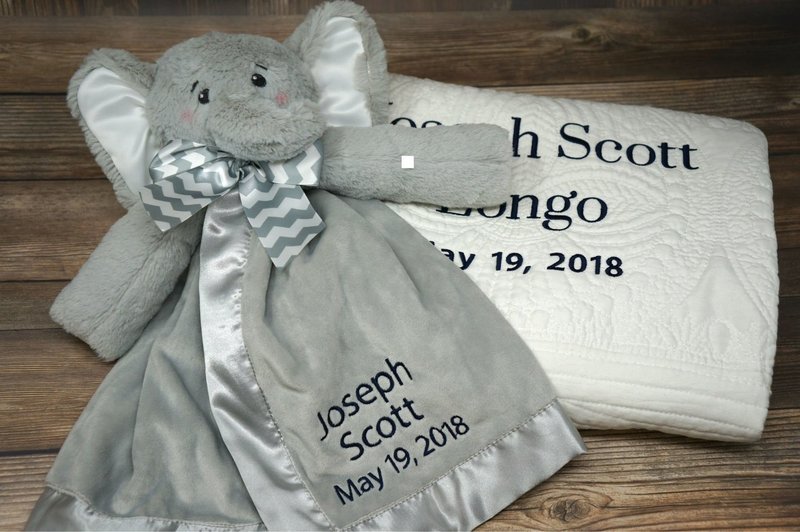 Heirloom Quilt Blanket and Snuggler Gift Set