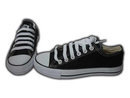 Converse Negros