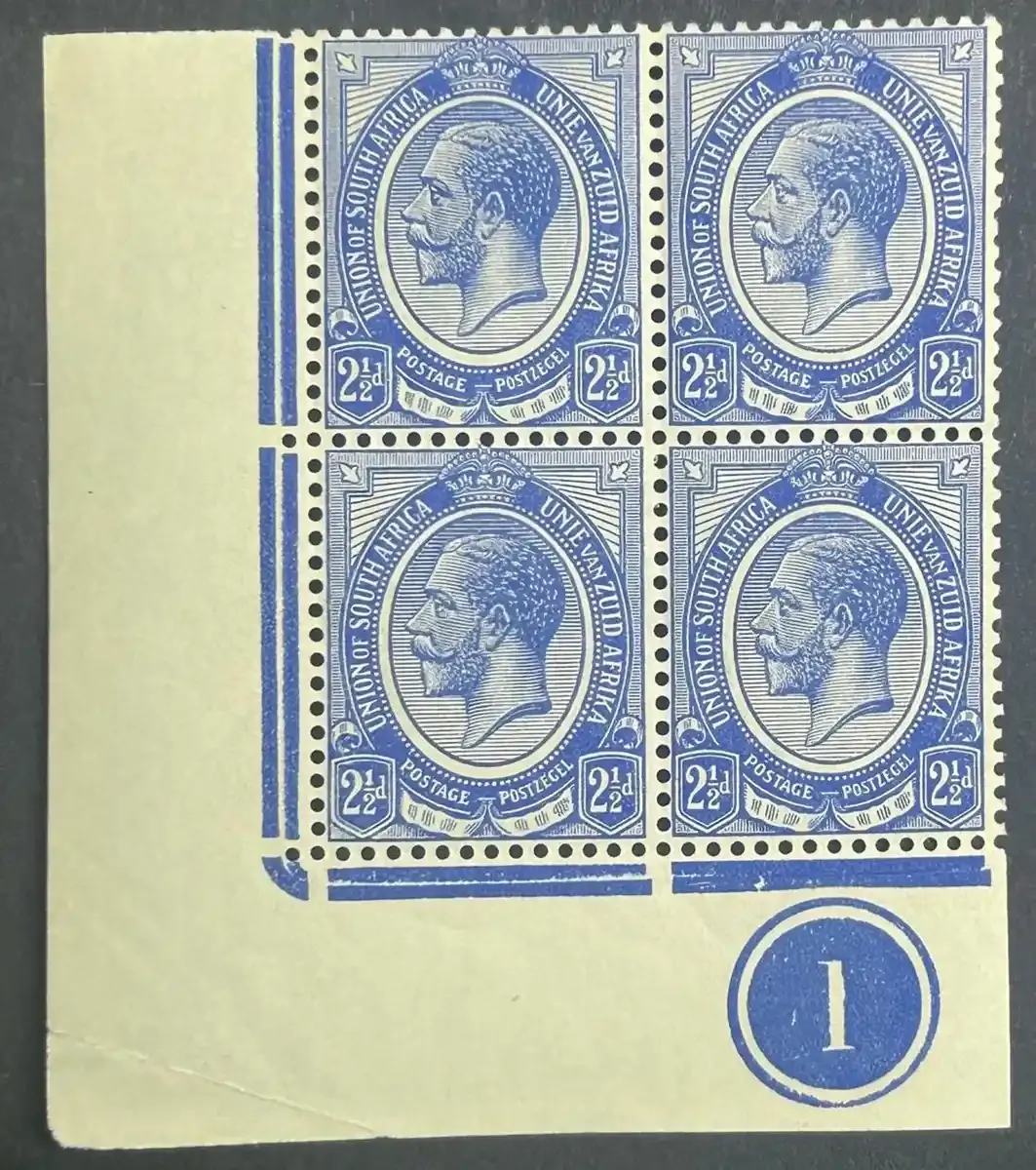South Africa 1913 KGV Kings Head 3d .Bottom right corner block of four showing plate '1' in margin. SG7a MNH(**) South Africa 1913 KGV Kings Head 3d .Bottom right corner block of four showing plate '1' in margin. SG7a MNH(**)