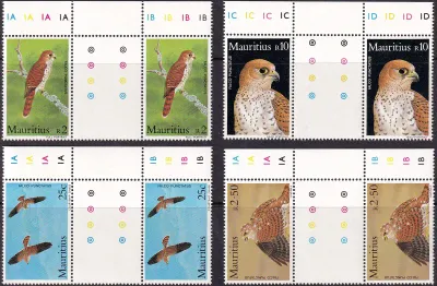 Mauritius 1984 Birds, Kestrel. Set of Gutter Pairs. MNH(**) Mauritius 1984 Birds, Kestrel. Set of Gutter Pairs. MNH(**)