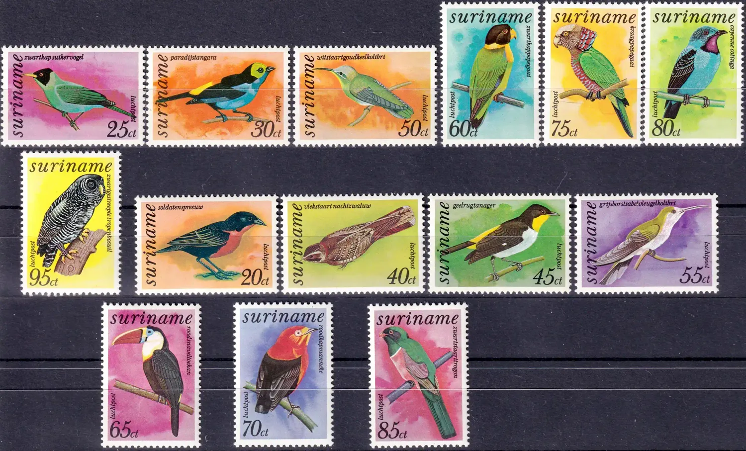 Suriname 1977 Airmail - Birds. MNH(**) Suriname 1977 Airmail - Birds. MNH(**)