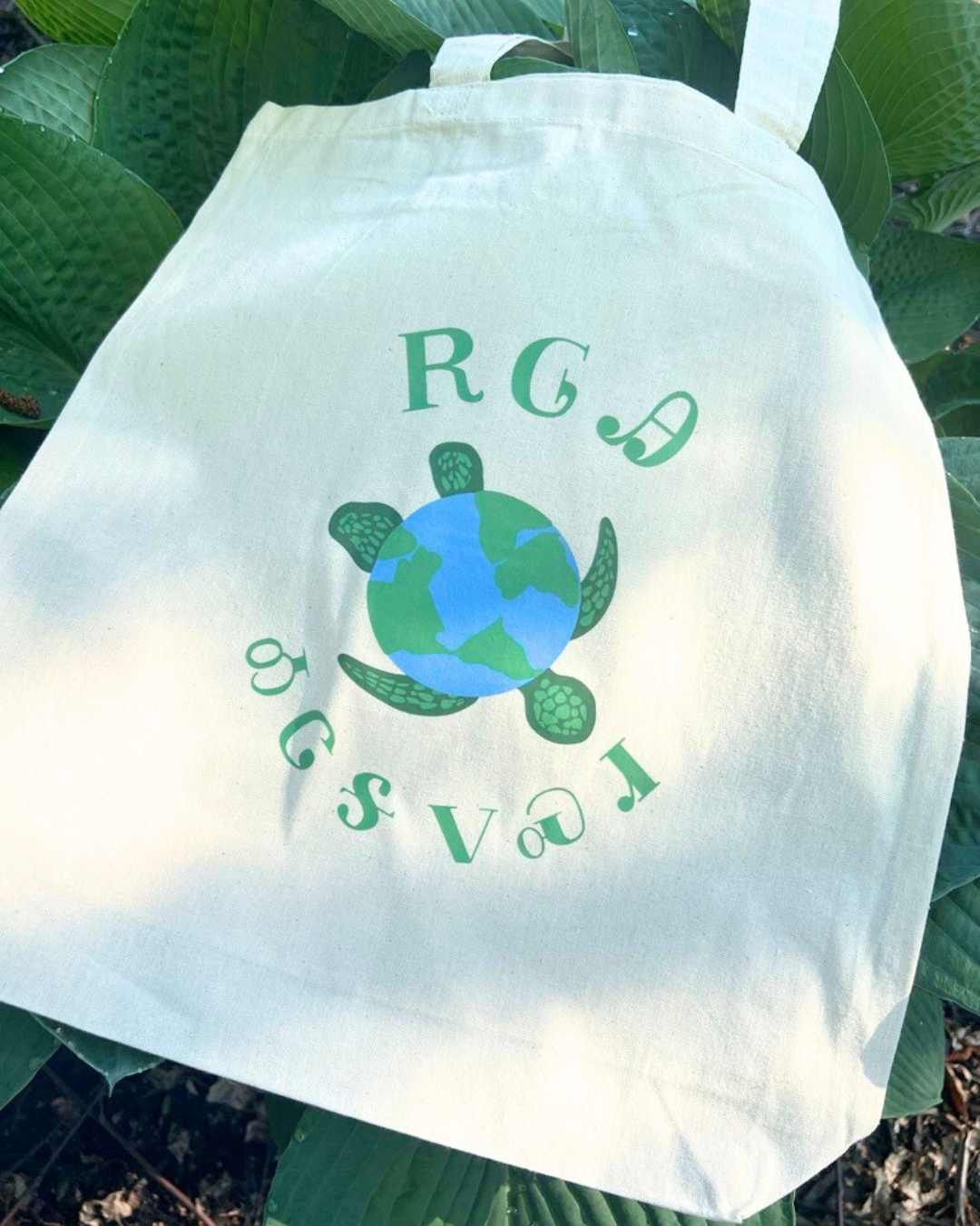 Elohi Iga Tote
