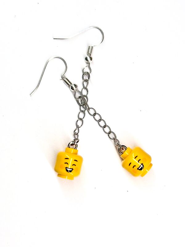 Boucles d’oreilles visages rieurs