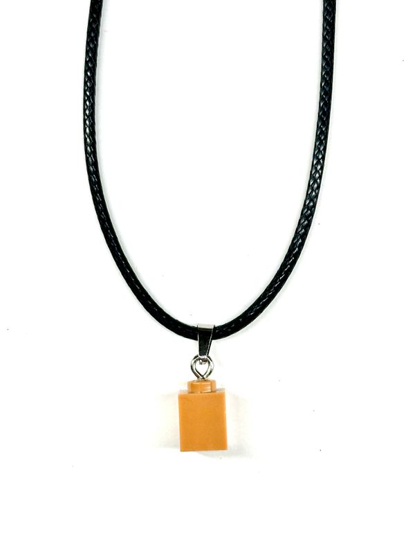 Collier brique Marron