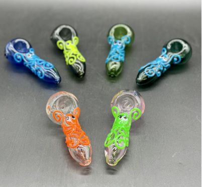 BY-03 GLASS PIPE OCTOPUSES GLOW IN THE DARK