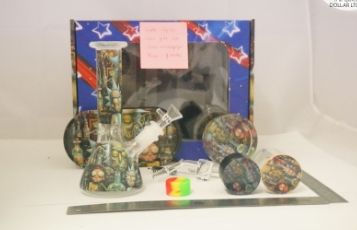 WATERPIPE RICK &amp; MORTY GIFT SET 11PCS