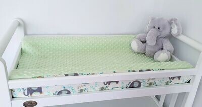 Change pad cover - Soft minky green + cute Elephant cotton print - 84 x 50 cm