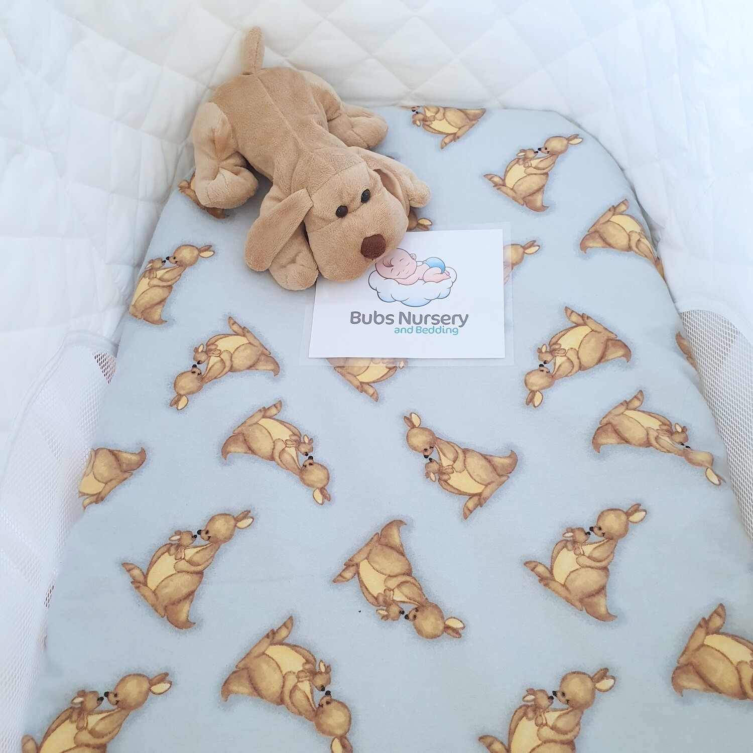 Gender neutral "Kangaroo & Joey" print flannel fitted sheet for CO-SLEEPER or CRADLE - To fit 55 x 95 cm