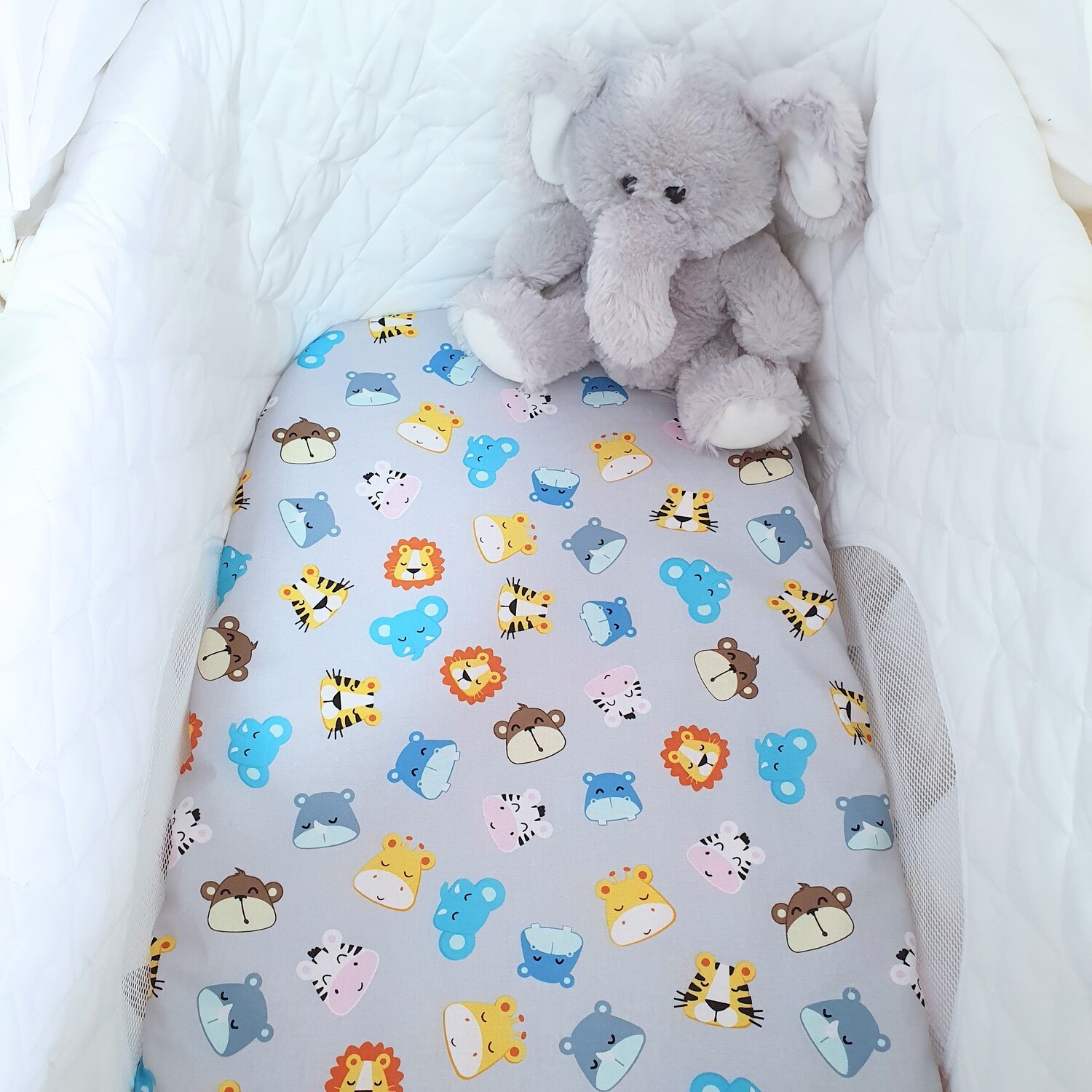 Cute "Jungle Babies" printed cotton fitted bassinet sheet - to fit 80 x 42 cm