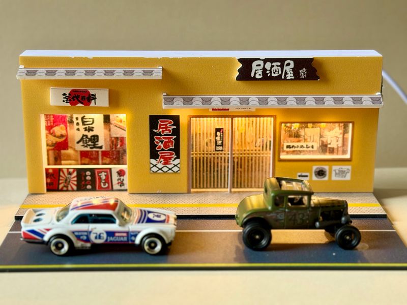 1:64 Scale Japanese Restaurant – Premium Diecast Display Parking Scene