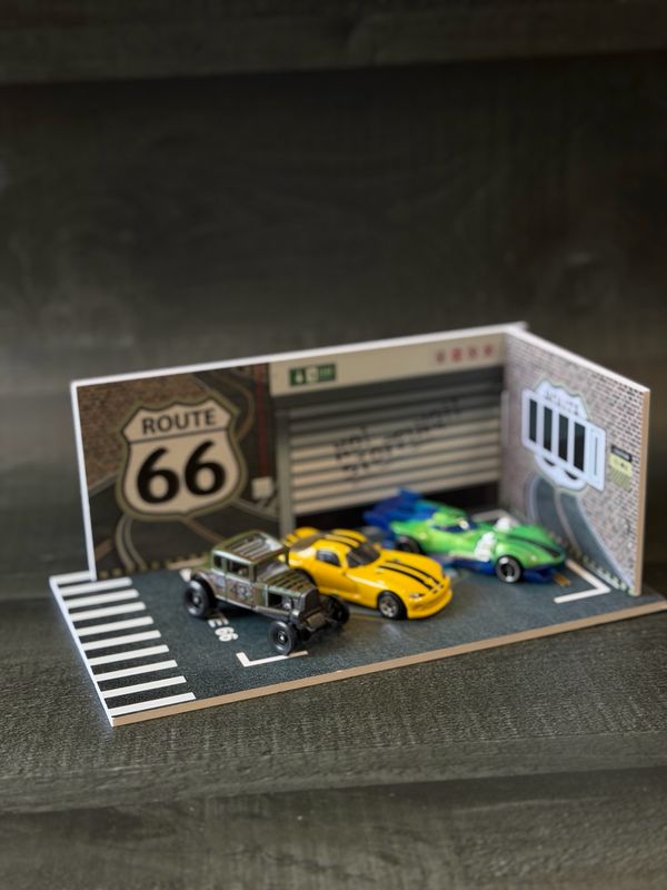 Parking Space Diorama – Diecast Display Bay