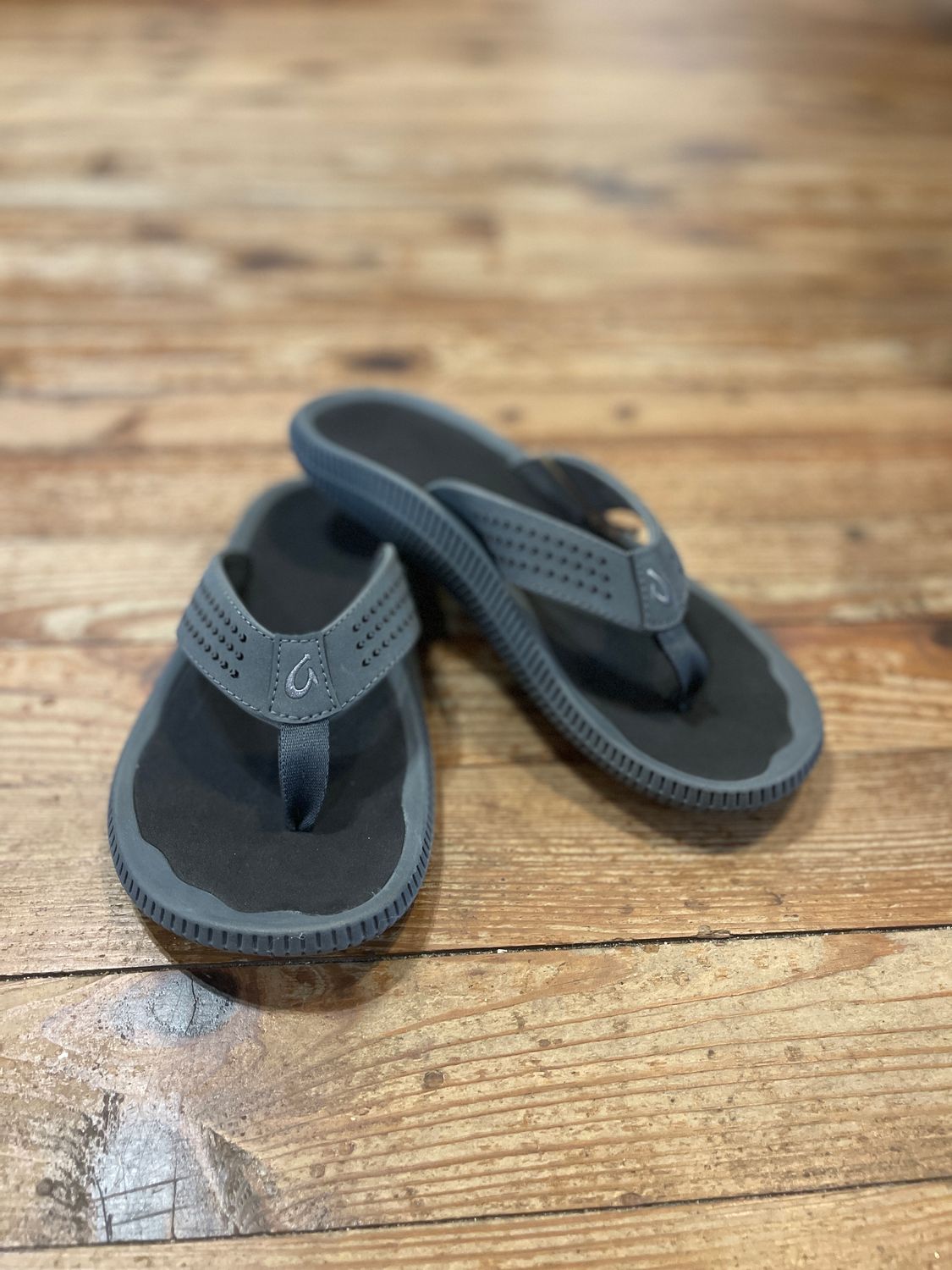 ULELE M Dark  Shadow/Black