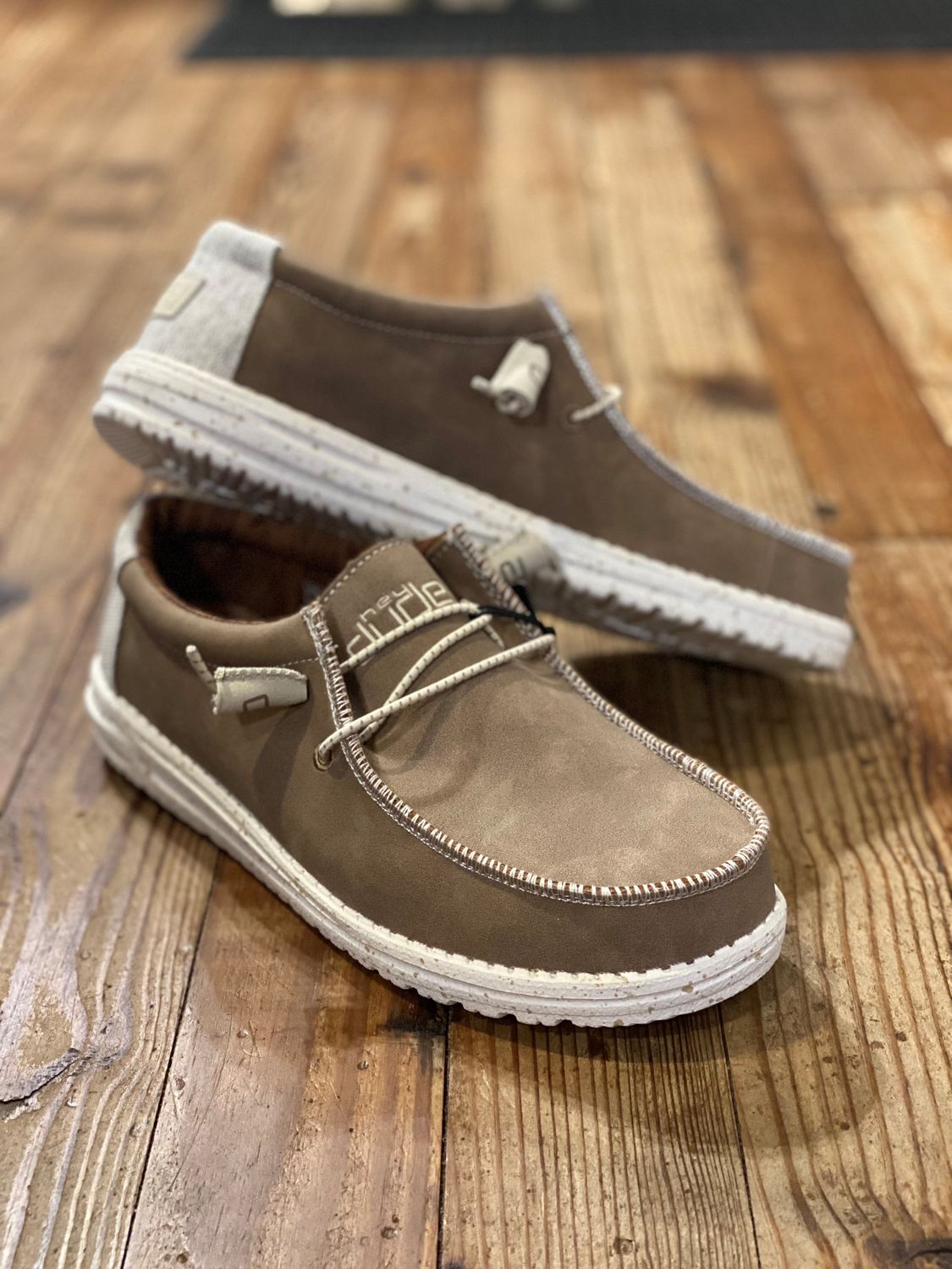 Wally Recycled Leather Travertine