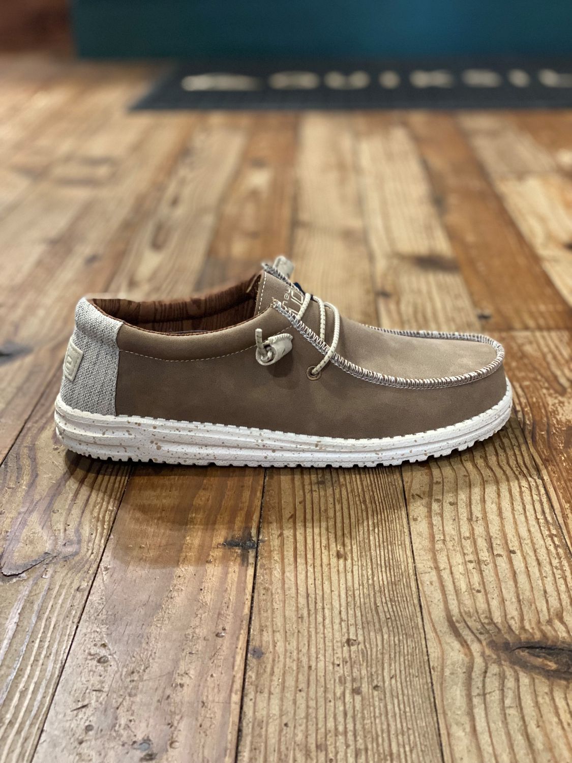 Wally Recycled Leather Travertine