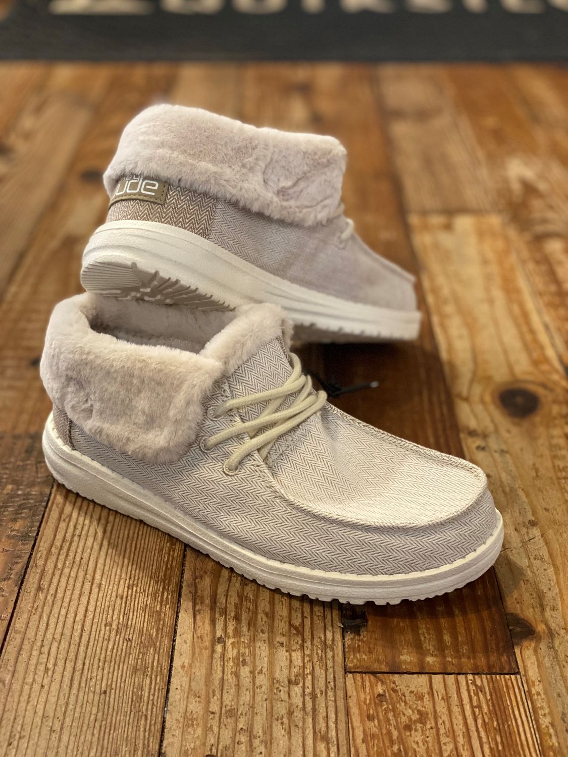 Britt Herringbone Cream