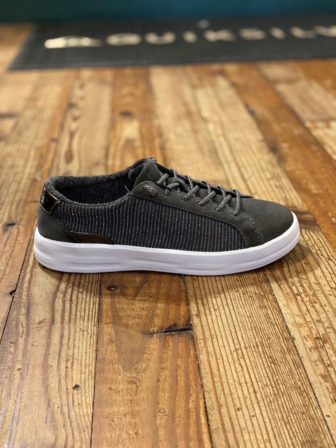 Karina Sparkling Carbon