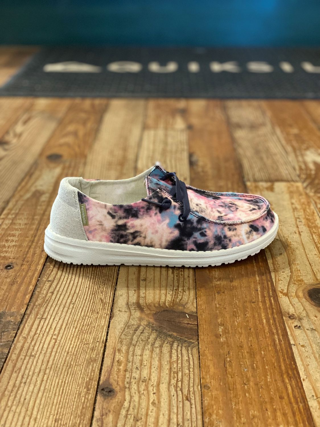 Wendy Tie Dye Navy Pink