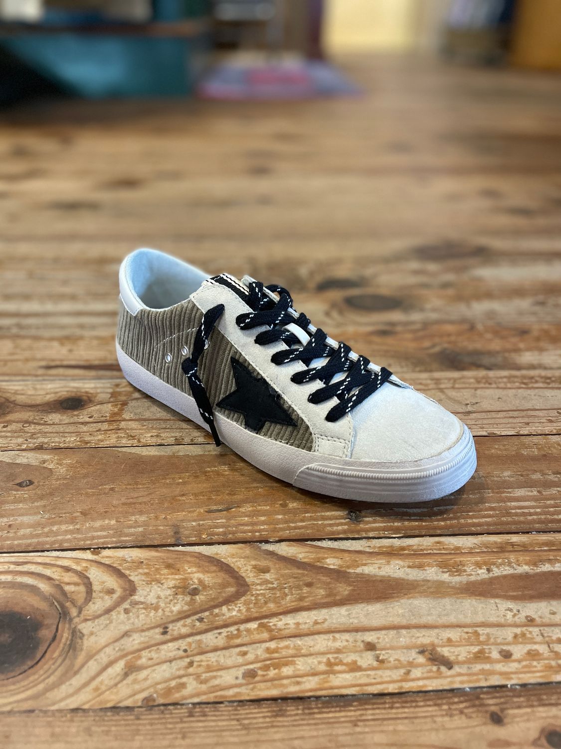 Shu Shop Pilar Khaki