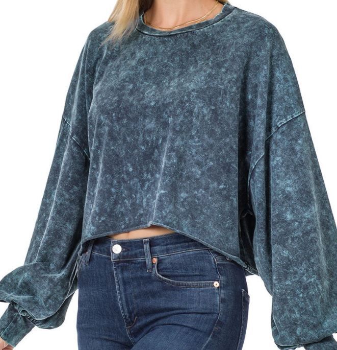 Mineral Wash Cropped Pullover Top