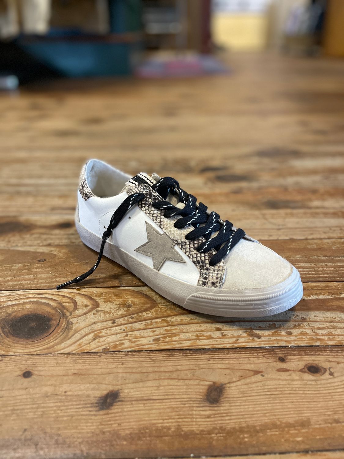 Shu Shop Paquita Snake