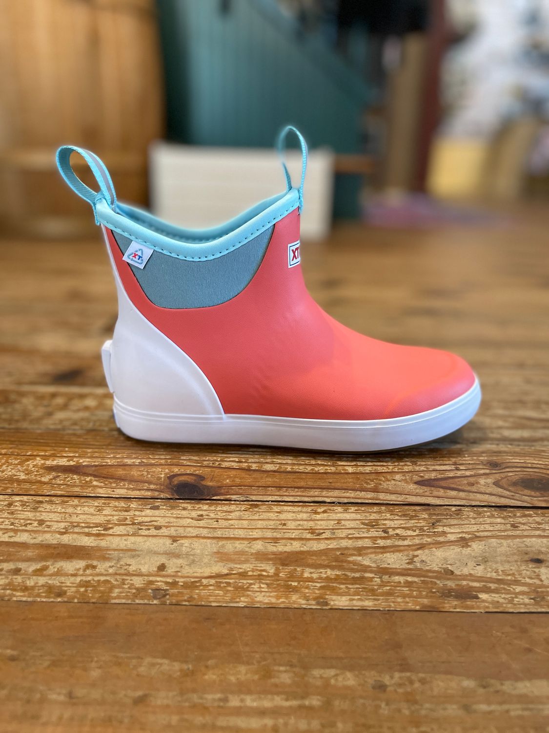 Xtratuff Women's Ankle Deck Boot Pink