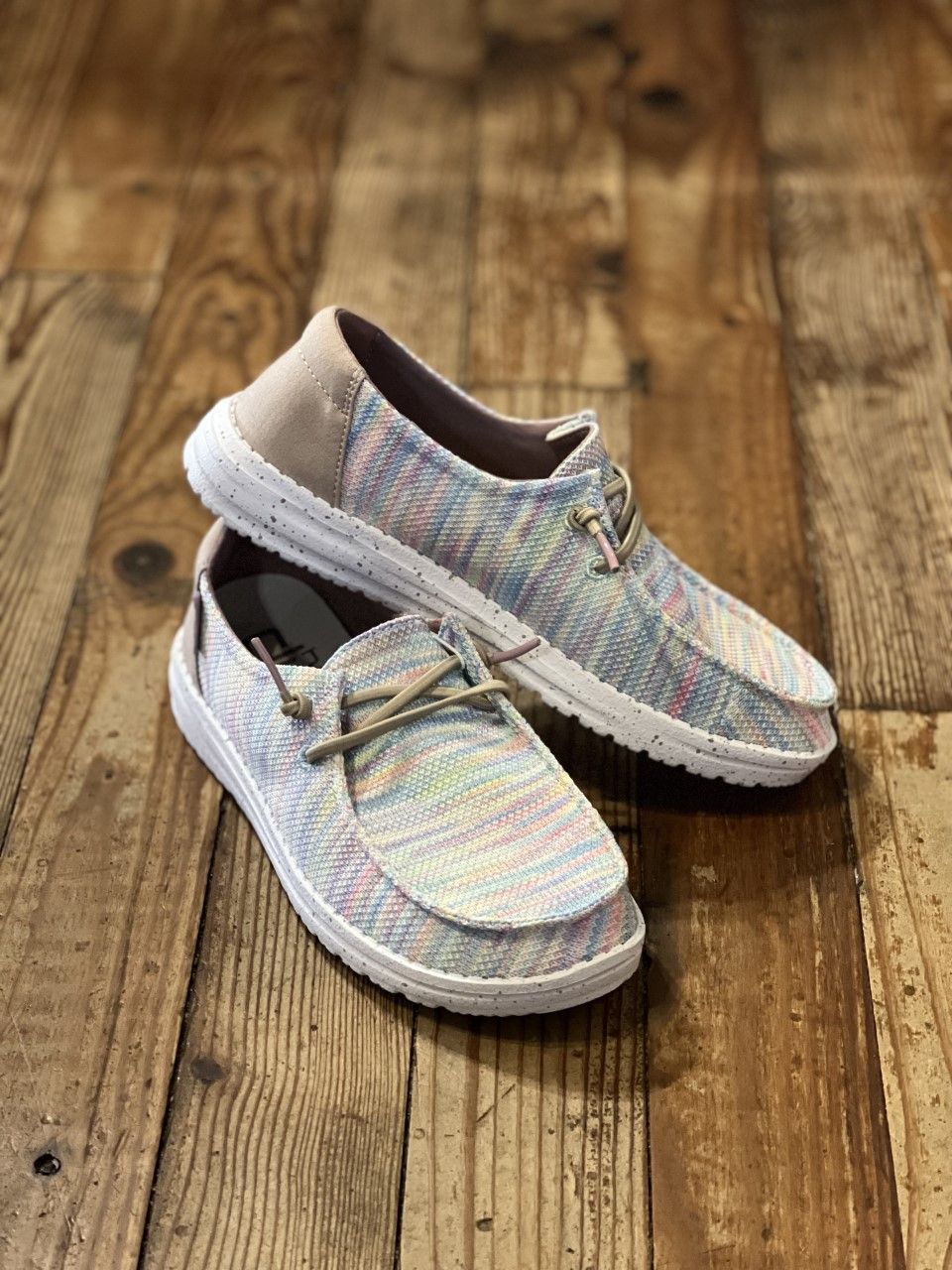 Wendy Sox Aurora White