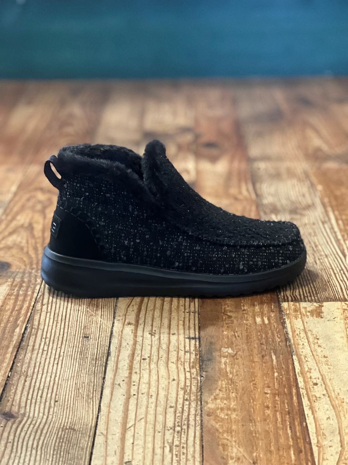 Denny Sparkling Black